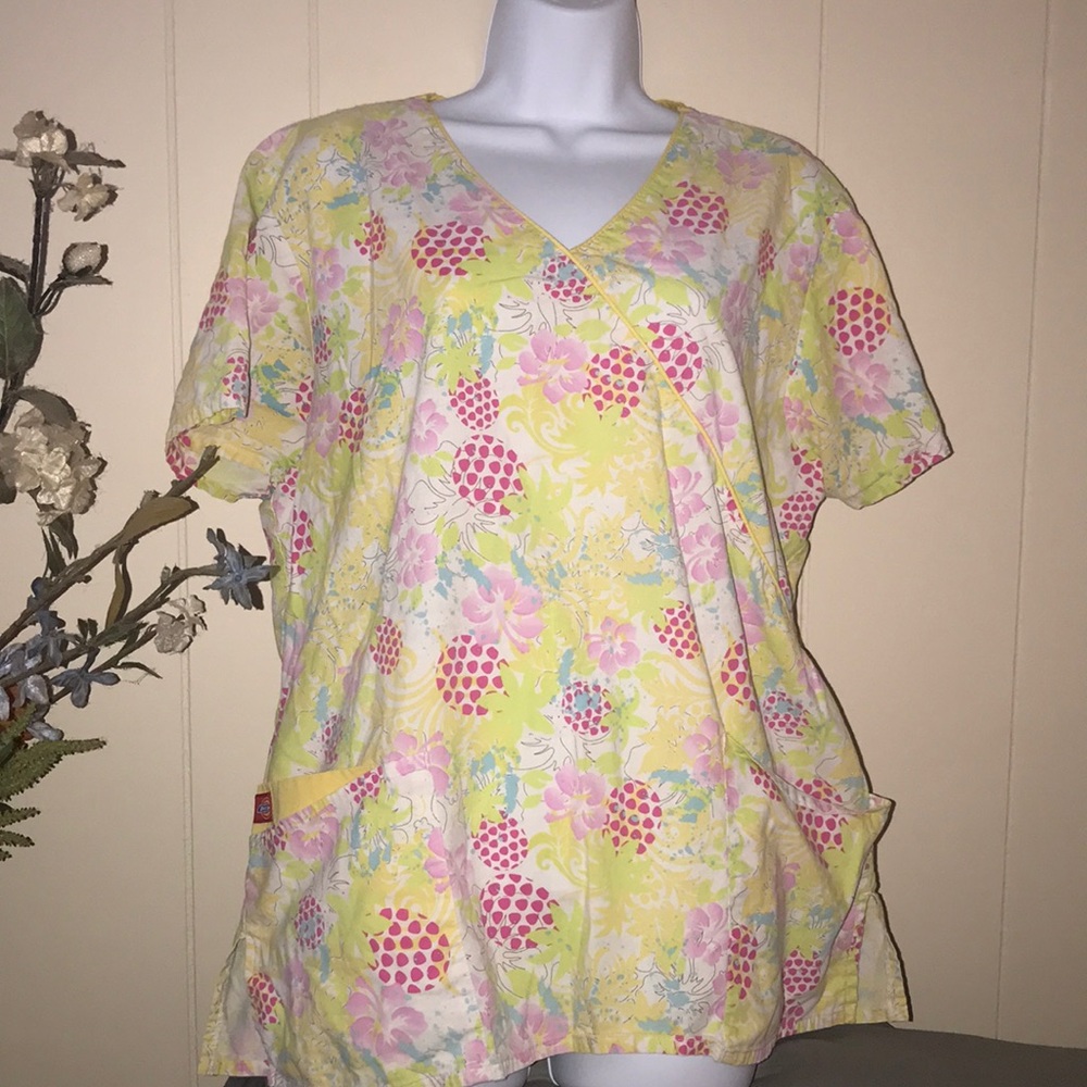 Dickies scrub top